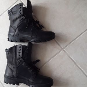 Bates riding motorcycle boots